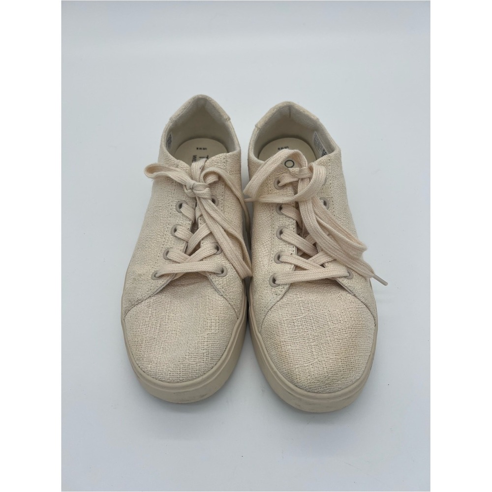 Tom's Women's Cream Canvas Low-Top‎ Sneakers size 8